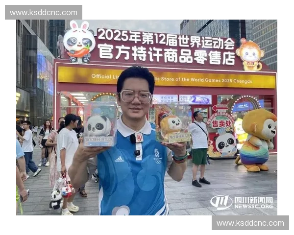 体育盲盒掀起潮流热潮从收藏乐趣到赛事联名体验解锁运动消费新玩法